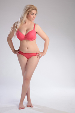 Sonya 2 - Leidenschaftliche Massage mit Teenie XXL Busen Sonya 2 - Leidenschaftliche Massage mit Teenie XXL Busen