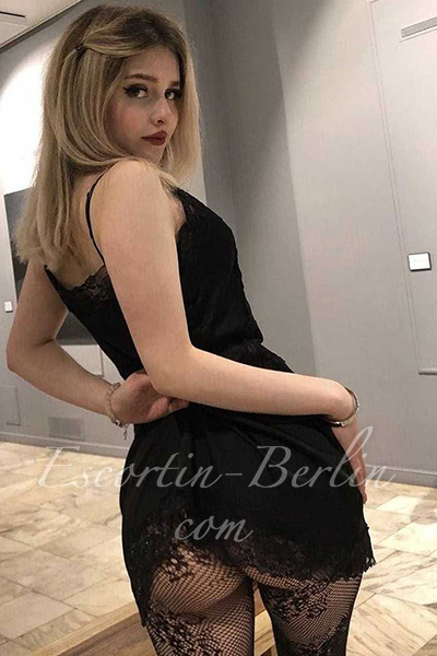 Reina Escort in Berlin