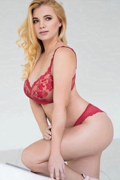 Danika - VIP Lady Frankfurt 75 C Bed Kisses With Tongue Danika - VIP Lady Frankfurt 75 C Bed Kisses With Tongue