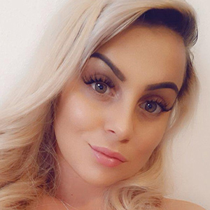 Bella - High Class Lady Leverkusen 80 D Housewife Loves Kinky Facials